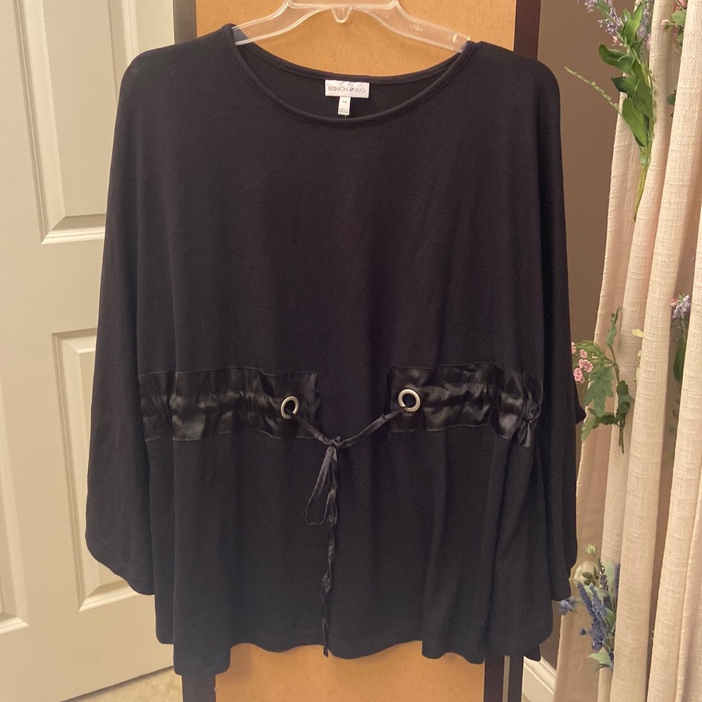 Nwt Fashion Bug black drawstring tunic sweater. OX